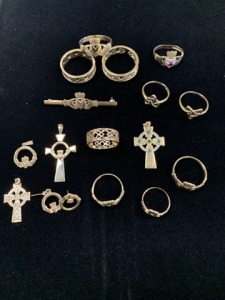 Irish gold pendants and rings 2